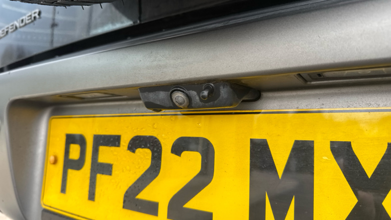 Land Rover Defender 3.0 D250 X-Dynamic SE 90 3dr Auto Diesel Estate